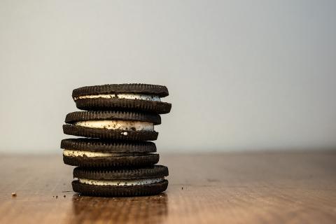 stack of oreo cookies