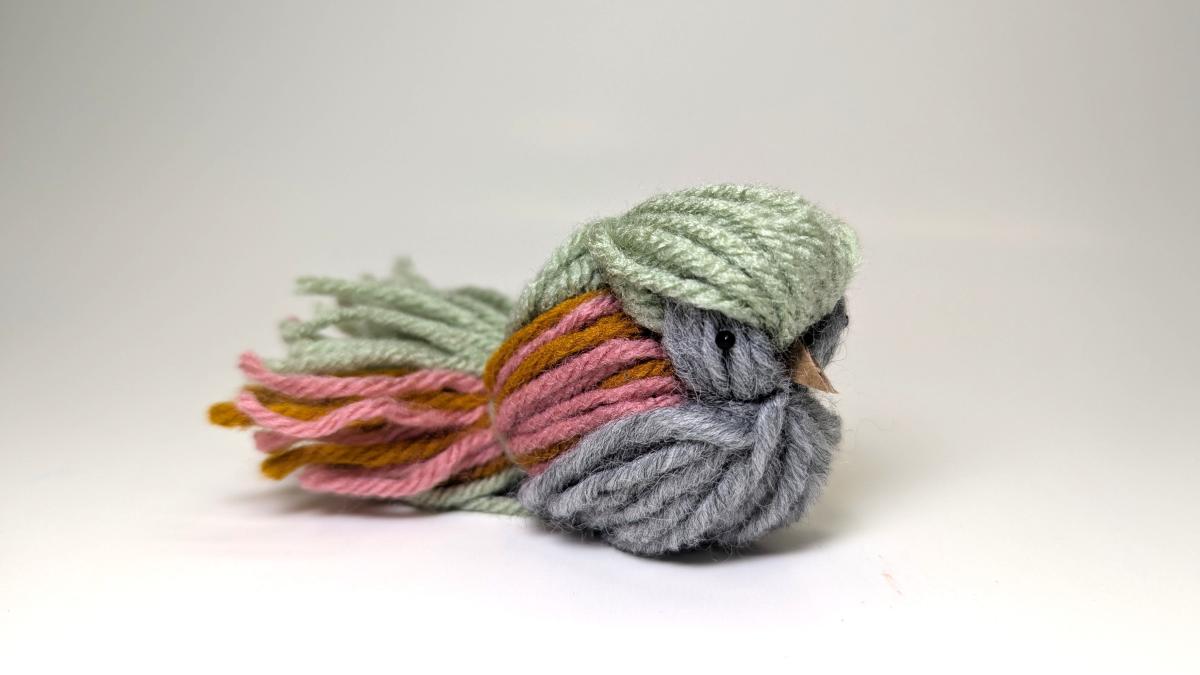 Scrap Yarn Bird